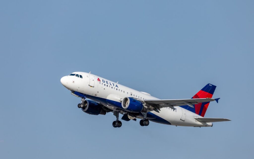 airline-pilot-career-articles-thrust-flight